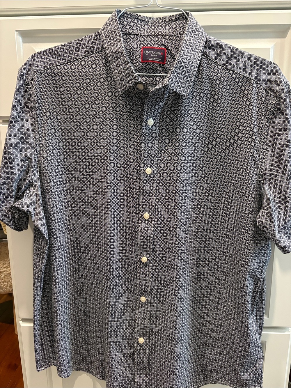 UNTUCKit Navy Geometric Short-Sleeve Button-Down Shirt